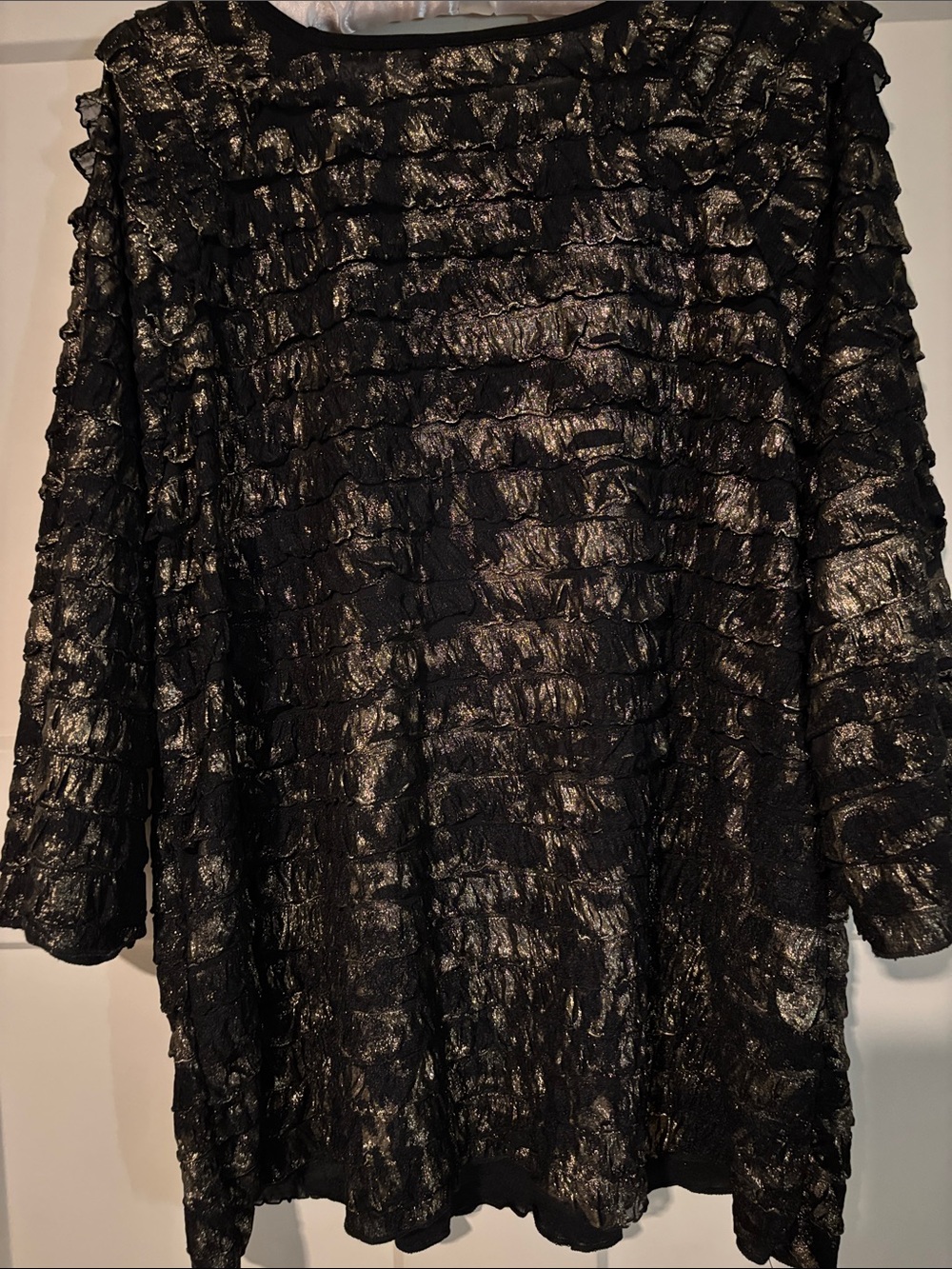 Metallic Black Ruffle-Texture Women’s Top - Picture 3 of 3